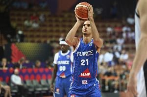 里萨谢：参加欧锦赛对我意义重大 这帮助我实现了提升