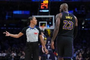 帕金斯:詹姆斯是史上最全面球员 近10年他给内线球员助攻排第五 帕金斯:詹姆斯是史上最全面球员 近10年他给内线球员助攻排第五